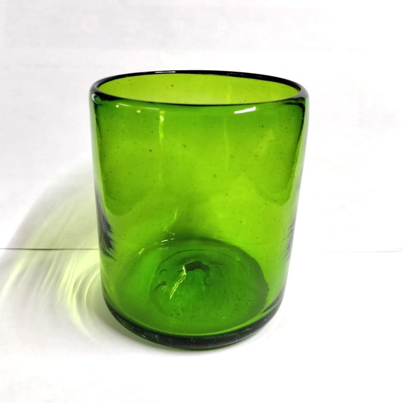 MEXICAN GLASSWARE / Solid Emerald Green 9 oz Short Tumblers (set of 6) / These handcrafted glasses deliver a classic touch to your favorite drink.